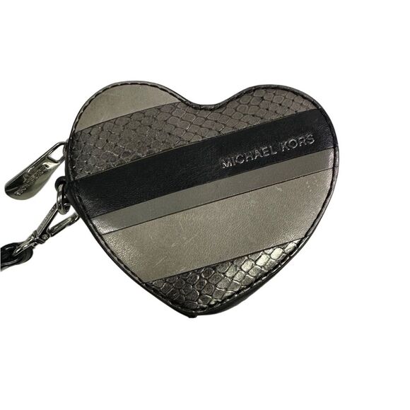 Michael Kors Black & Gray Leather Heart Wristlet Coin Purse - Picture 2 of 7